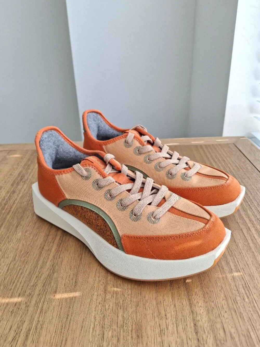 (New)‎ allbirds – Riser Sneakers (Honey Rust/Natural White) – Women's 9